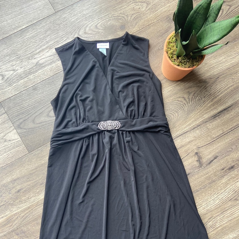 Sexy LBD Motherhood Maternity Dress ❤️
